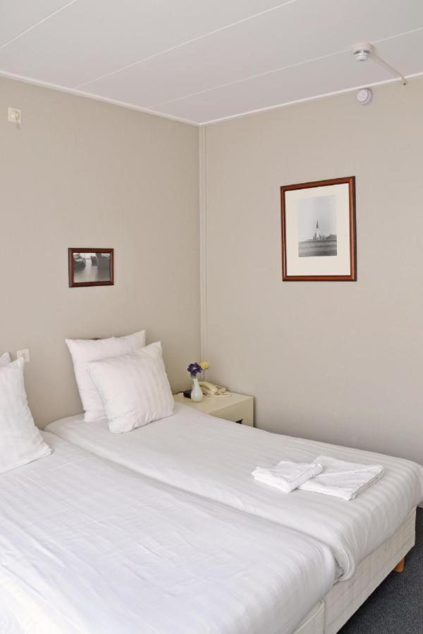 Budget Hotel Koogerend Den Burg Esterno foto